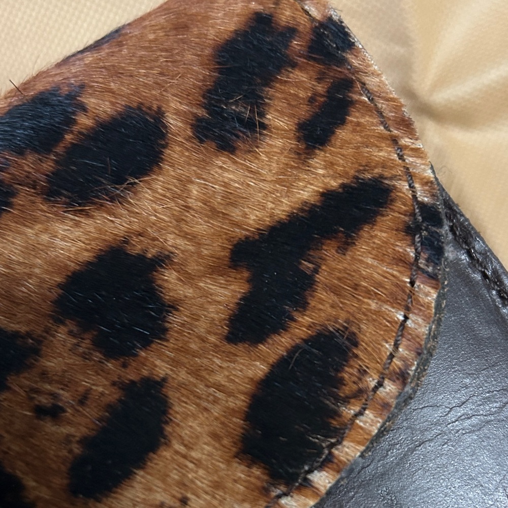 Patricia Nash Brown and Black Leopard Crossbody Bag - Picture 3 of 4